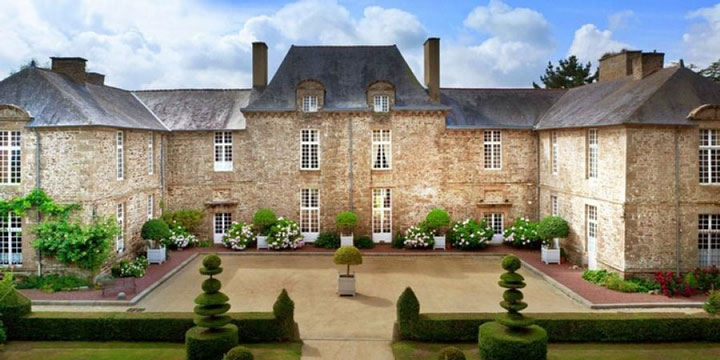 قلعه Château de la Ballue